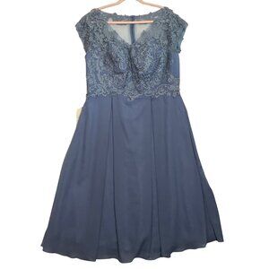 Gown Gallery Bridal‎ Elegant Blue Lace Wedding Dress Women Size 18W NWT Formal